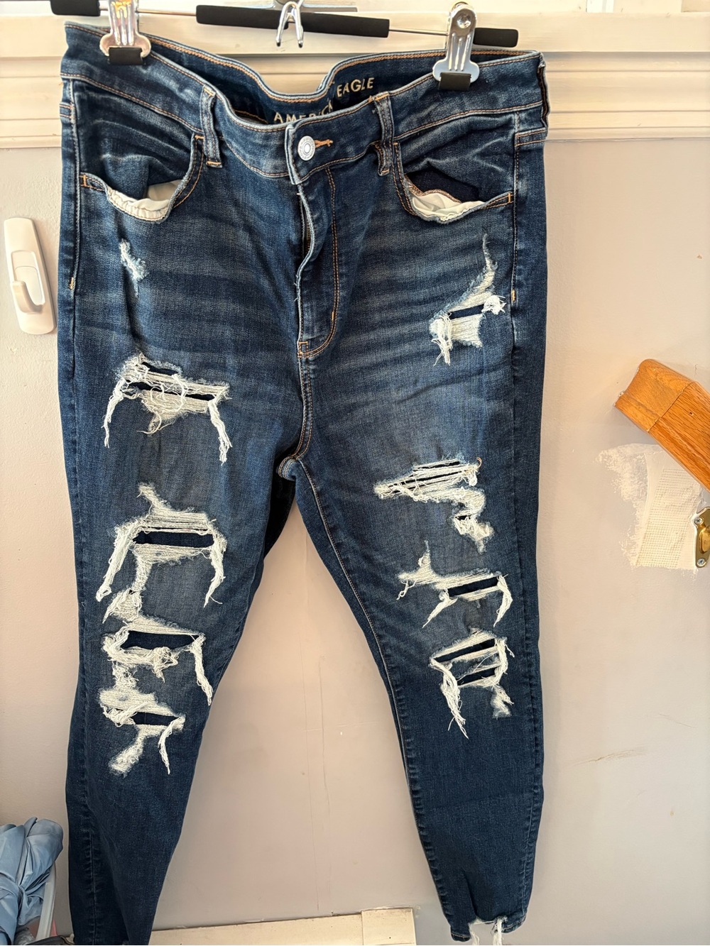 American Eagle Dark Blue Denim Jeans with Contrast Stitching